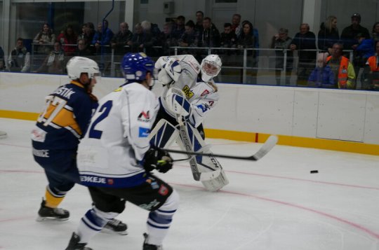 Zítra přijede Kopřivnice