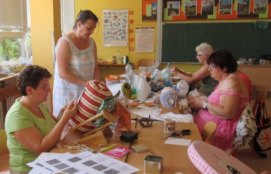 Na Oslavické se sešly krajkářky z celé ČR