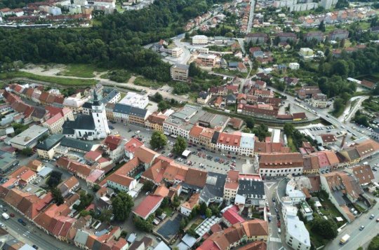 Velké Meziříčí bude mít nový parkovací systém ve středu města