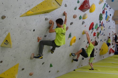 Děti si užily lezecký den