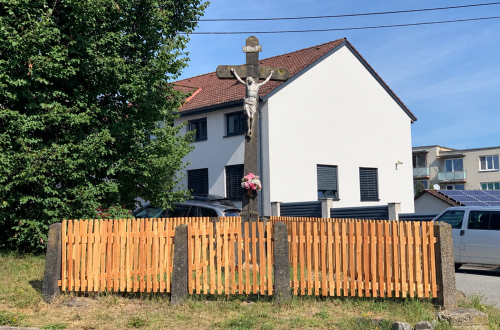 Velké Meziříčí: Kříž na Třebíčské ulici
