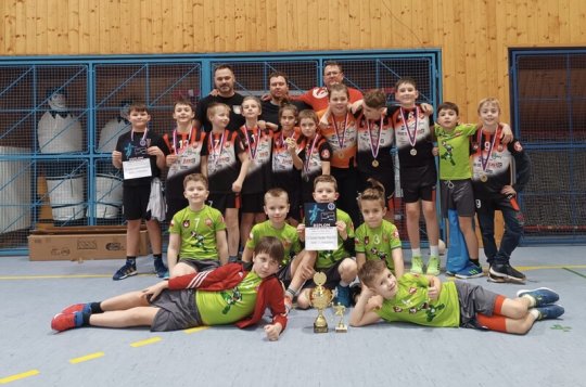 Minižáci házené získali stříbrné medaile na mezinárodním turnaji