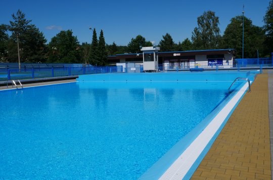 Koupaliště na Paloukách hlásí od neděle otevřeno