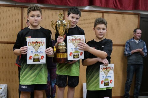 Vánoční turnaj ovládlo mládí