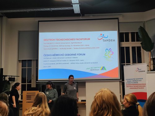 Udržitelnost přes hranice: mládež v jednom fóru