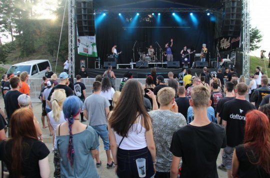 Stát striktně určil noční klid, v Meziříčí může mít výjimku šest akcí