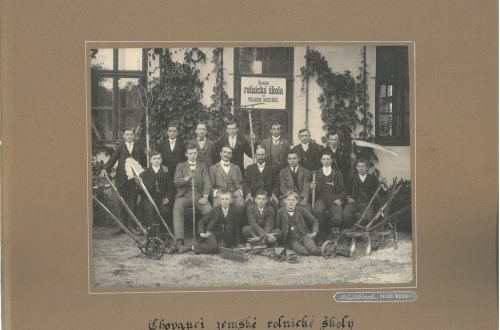 Ze zámku: Václav Myslivec v archivním fondu muzea