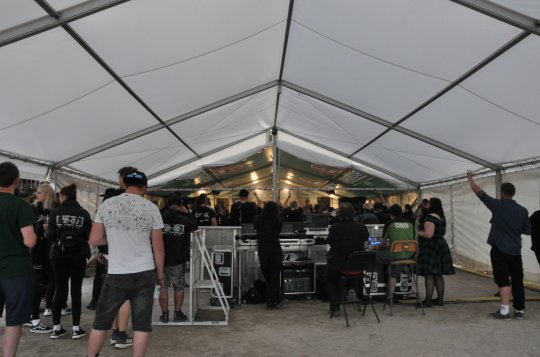 Fajtfest zrušil jednoho z headlinerů kvůli nevhodným politickým a válečným výrokům