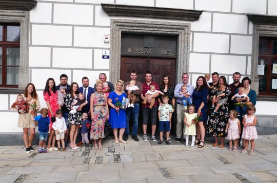 Obřadní síň zaplnili občánci narození na konci loňského roku