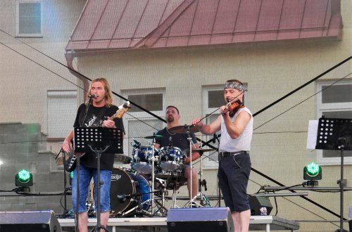 Burgery, hudba, výstava nebo kabaretní představení. To vše a mnohem více nás čeká tento víkend