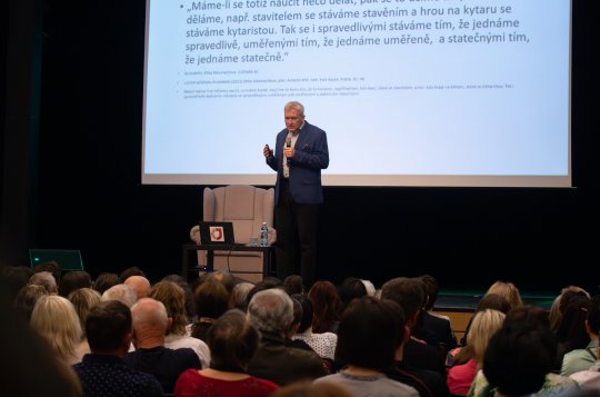 Vácha zdůraznil, jak důležité je vážit si sebe sama
