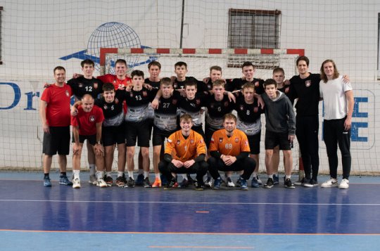 Dorostenci na Lovosice nestačili