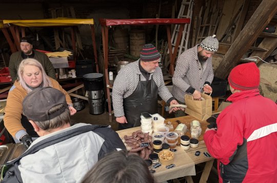 Modrý statek provoněly jitrnice a jelita