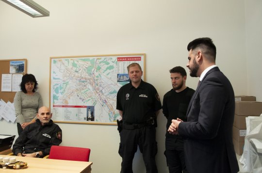 Starosta města popřál strážníkům veselé Vánoce