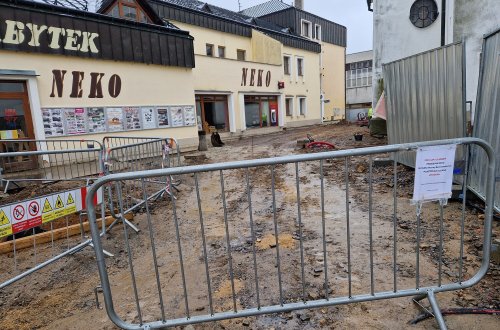 Průchod mezi kostelem a Nekem se otevře od pondělí