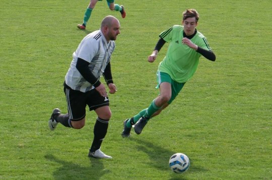 Fotbalový víkend – Stoprocentní mládež