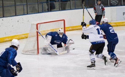 Velkomeziříčští hokejisté na body proti Kometě Brno nedosáhli