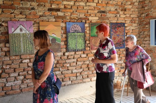 Obrazy Evy a Bořivoje Pejchalových ozdobily netínskou pouť