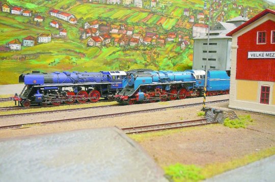 Na vláčky už podesáté