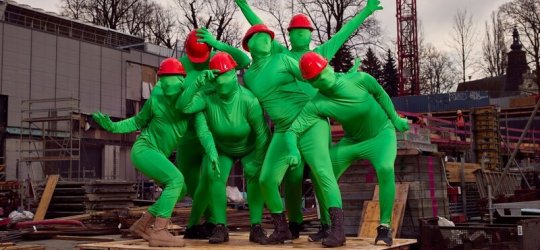 Do Horáckého divadla vás odveze autobus. Sezona startuje v září