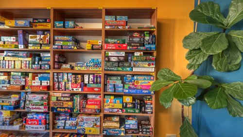 Děje se v knihovně. Tentokrát na téma v kontaktu