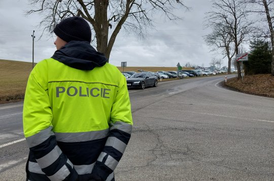 Na neplatiče použije město delší bič