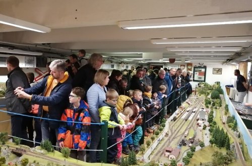 Vláčky přilákaly víc než tisíc zájemců