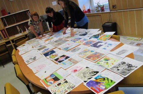 Dvě žačky základní umělecké školy uspěly ve výtvarné soutěži