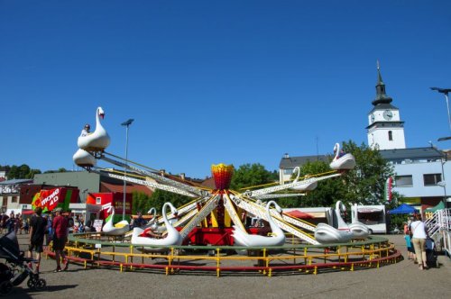 Pouťové slavnosti: Zábava bude na náměstí, kolotoče ve Svitu