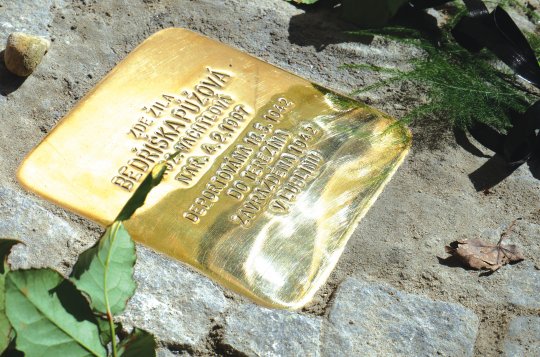 Podívejte se na databázi obětí holocaustu