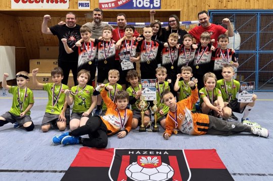 Minižáci házené ovládli mezinárodní turnaj v Kostelci na Hané