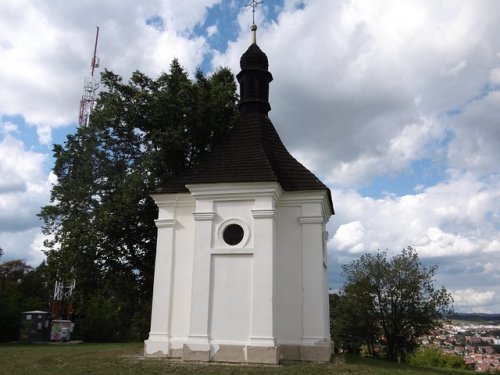 Obce mohou žádat dotace na opravu hřbitovů i drobných sakrálních staveb