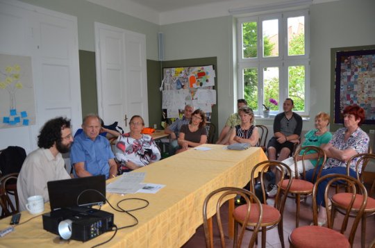 Mikuláš Vymětal debatoval o rasové diskriminaci i právech člověka