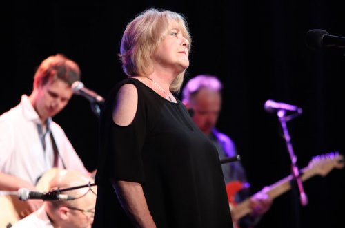 Festivalový víkend: Pauza rozvířil debatu, Ulrychovi zvedli posluchače ze židlí