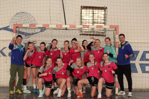 Starší dorostenky konečně zvítězily