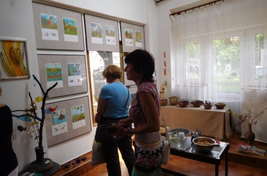 Galerie Dvorek hostí výstavu kresleného humoru Reného Janoštíka