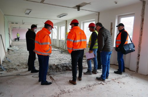 Internát se přestavuje na bytový dům pro seniory