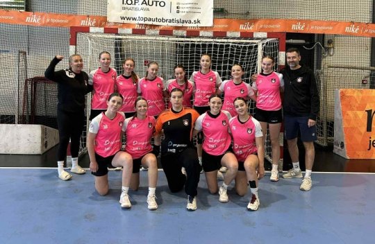 Mladší dorostenky se zúčastnily turnaje ve Stupavě