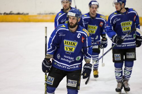 Hokejisté deklasovali uničovské Orly a tři kola před koncem základní části drží první příčku