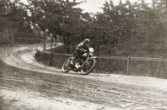 Závodník, který vzešel  z gymnázia