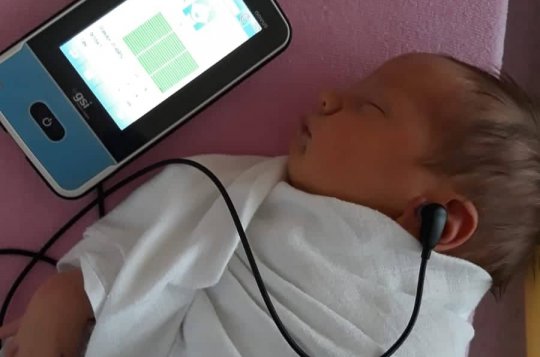 Novorozencům v Jihlavě slouží nový přístroj