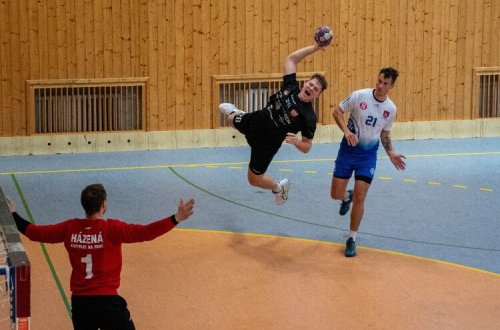 HÁZENÁ: Ani v Kostelci naši muži nezaváhali a potvrdili letošní dominanci