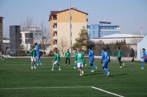 Příprava začala kanonádou