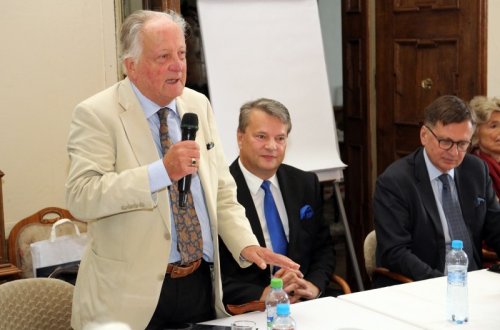 Majitelé hradů a zámků v Meziříčí jednali i obdivovali fresky