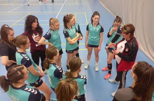 Osm družstev si zahrálo na mezinárodním turnaji v Praze