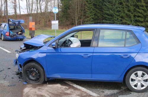 Auta se srazila u cihelny