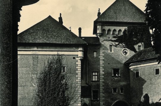 Seriál ze zámku: Konfiskace majetku