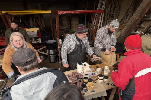 Modrý statek provoněly jitrnice a jelita