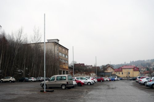 Dodávka světel se zdržela. Město přistoupí k sankcím