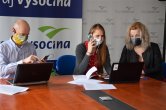 Nová telefonní krizová linka COVID-19 pro občany Kraje Vysočina během prvního dne obsloužila desítky volajících